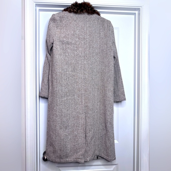 Mystree Women’s Leopard Faux Fur Collar Coat - Picture 5 of 6